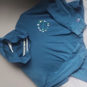 Champion cropped light sweatshirt, Large, Blue